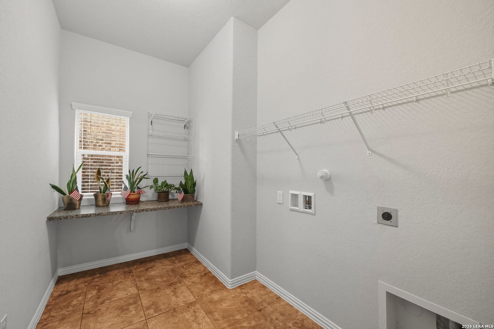 1903 Roaring Fork San Antonio TX 78260
