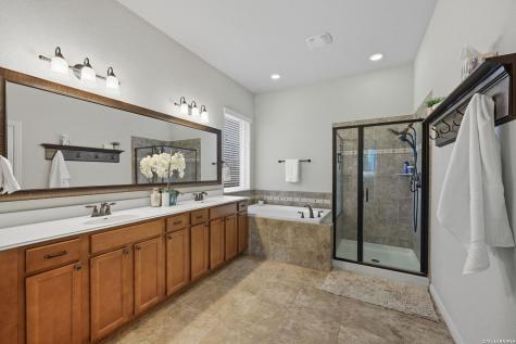 1903 Roaring Fork San Antonio TX 78260