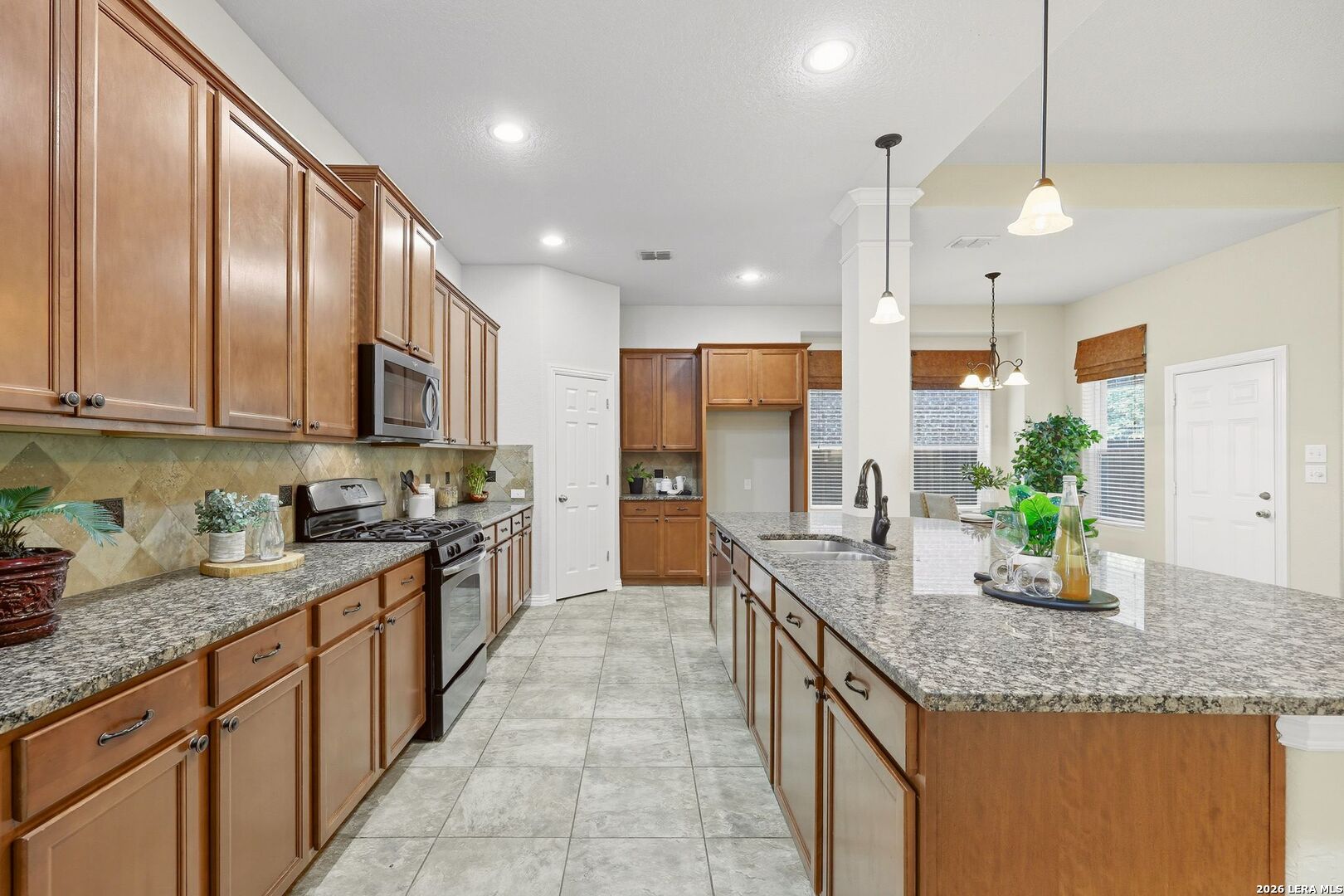 1903 Roaring Fork San Antonio TX 78260