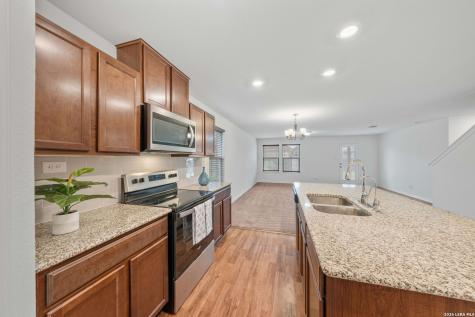 11315 Edelweiss San Antonio TX 78245