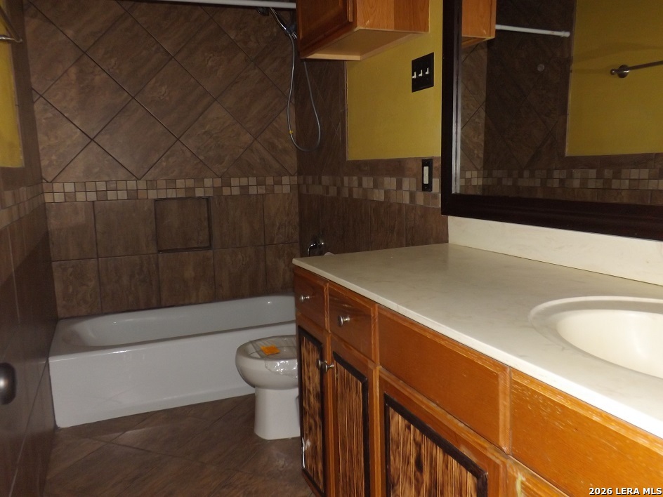 7430 Hidden Oak Trail Live Oak TX 78233