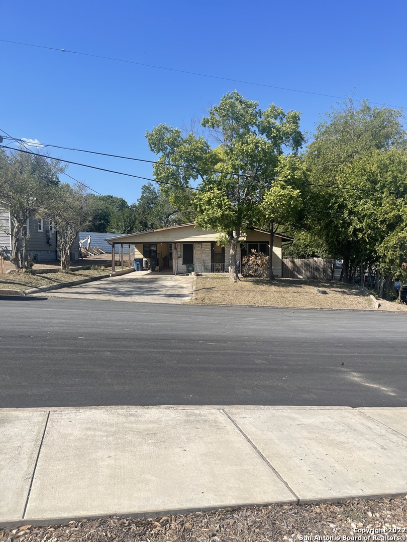 328 Perryman Street New Braunfels TX 78130