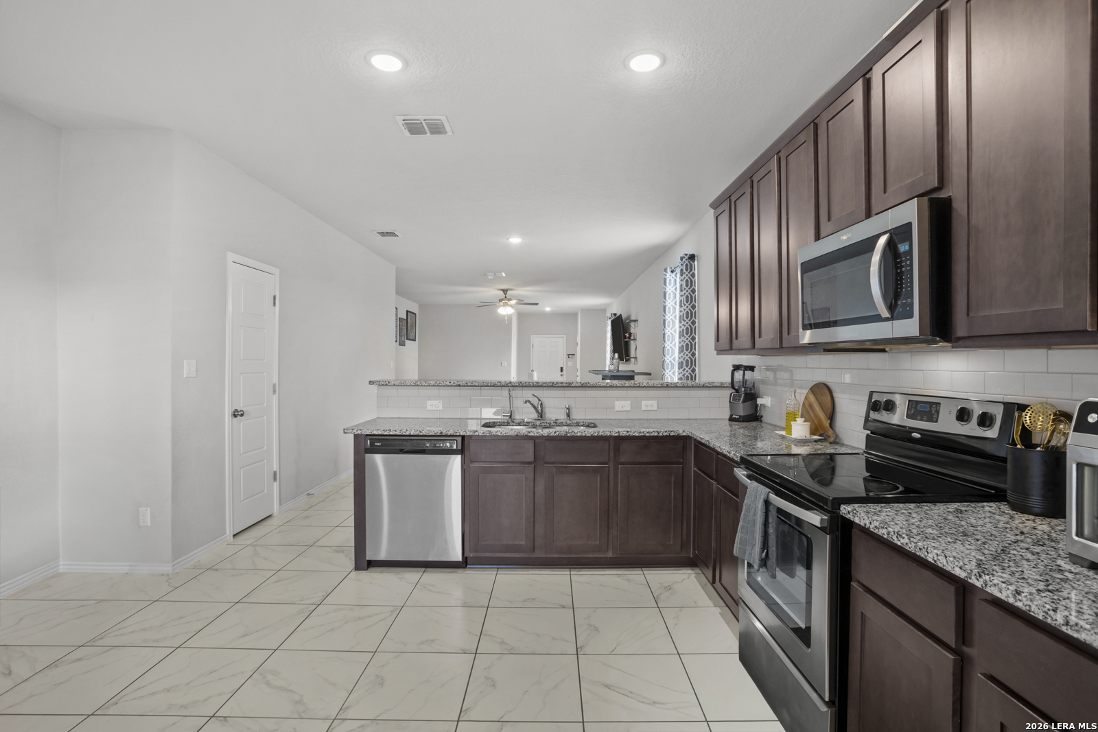 6238 Longhurst San Antonio TX 78218