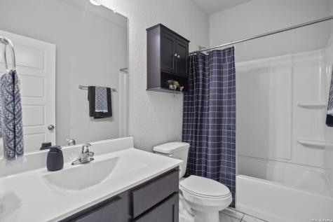 6238 Longhurst San Antonio TX 78218