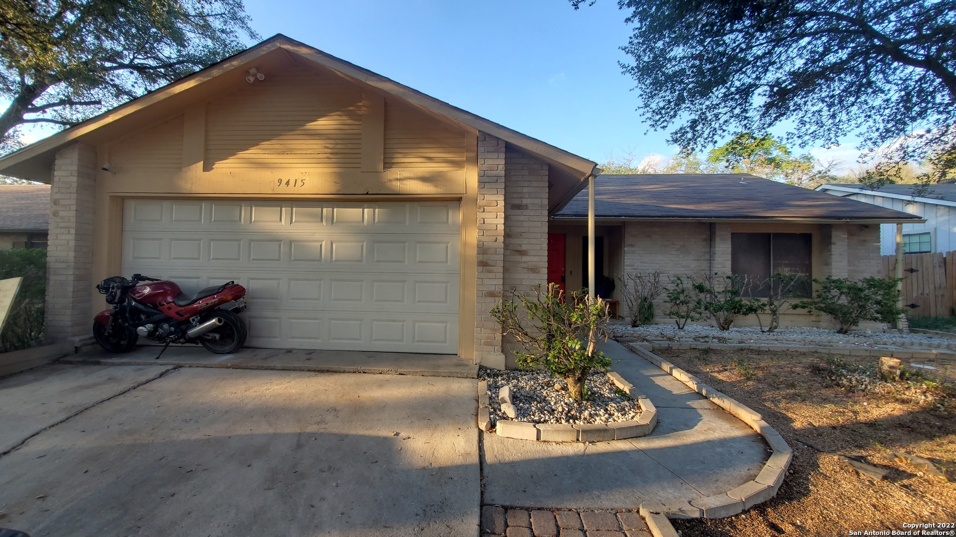 9415 Bowen Drive San Antonio TX 78250