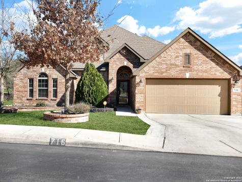 716 Decathlon Street San Antonio TX 78245