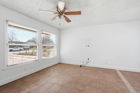 343 W Palfrey San Antonio TX 78223