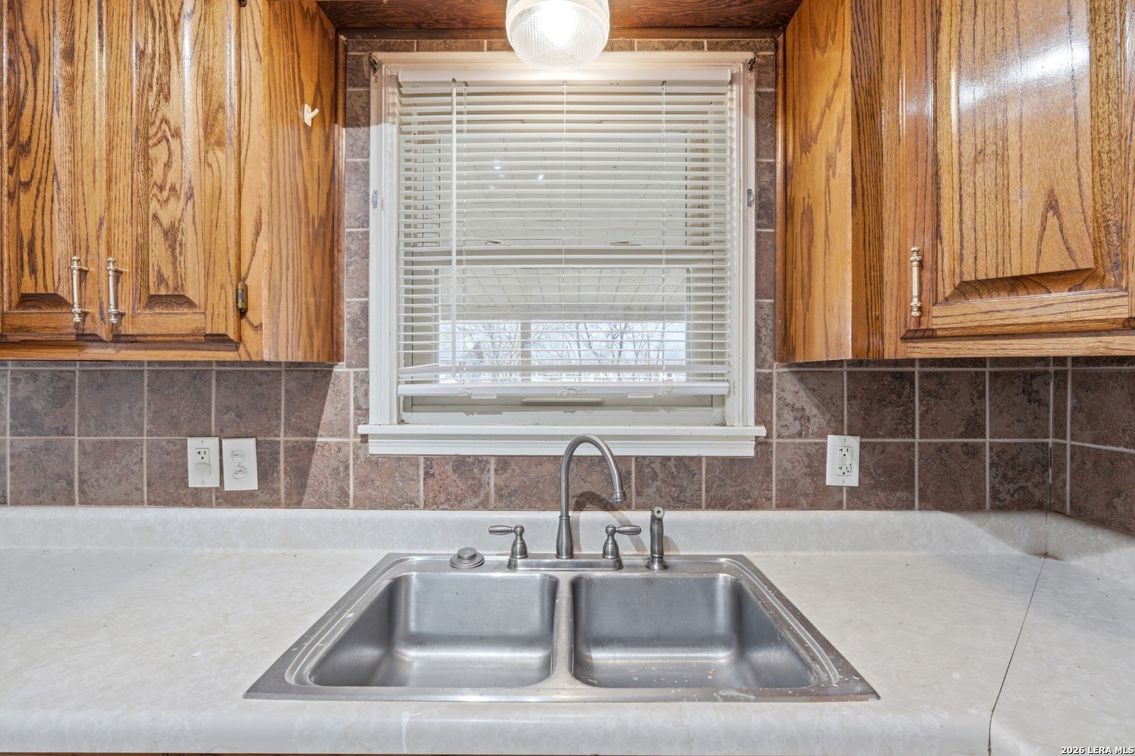 343 W Palfrey San Antonio TX 78223