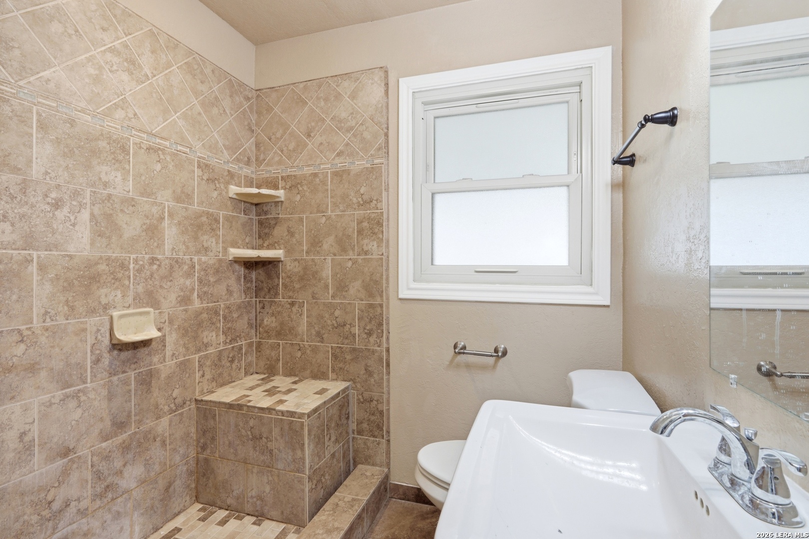 343 W Palfrey San Antonio TX 78223