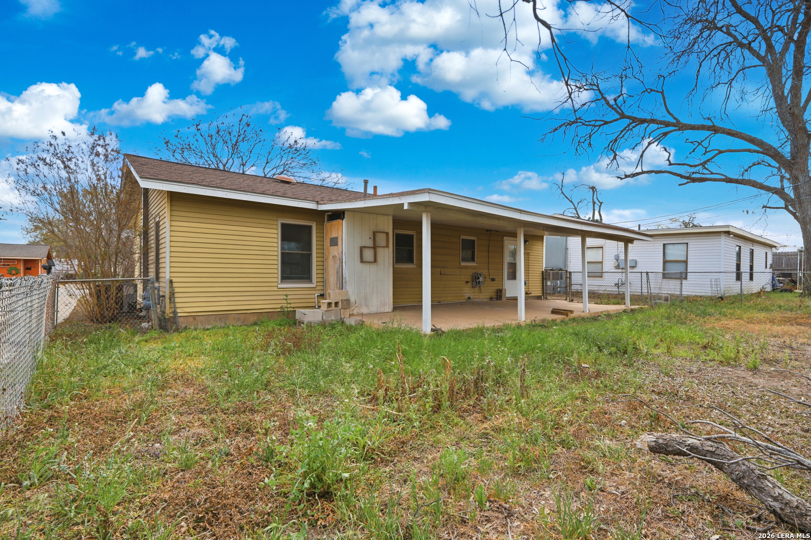 343 W Palfrey San Antonio TX 78223