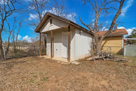 343 W Palfrey San Antonio TX 78223