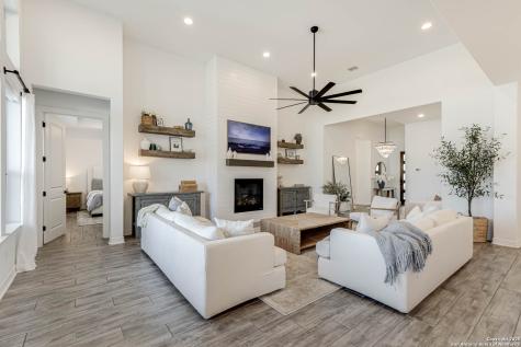 23414 Grande Vista San Antonio TX 78261