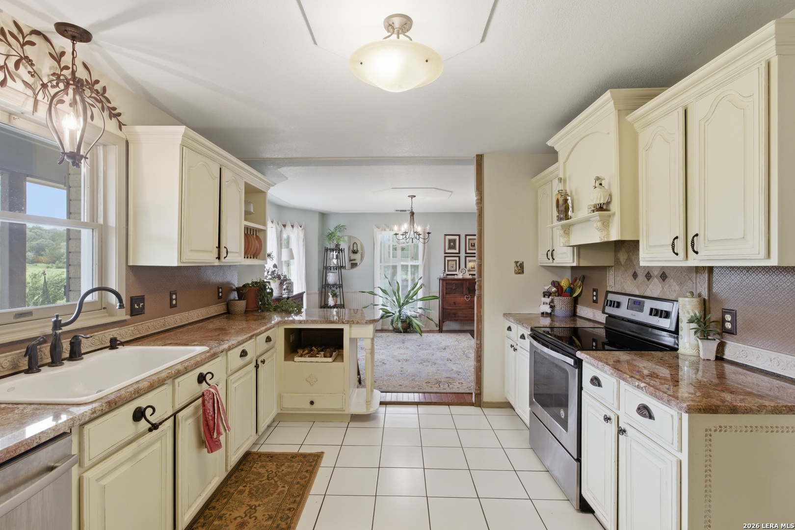 1275 Lacey Drive Bandera TX 78003