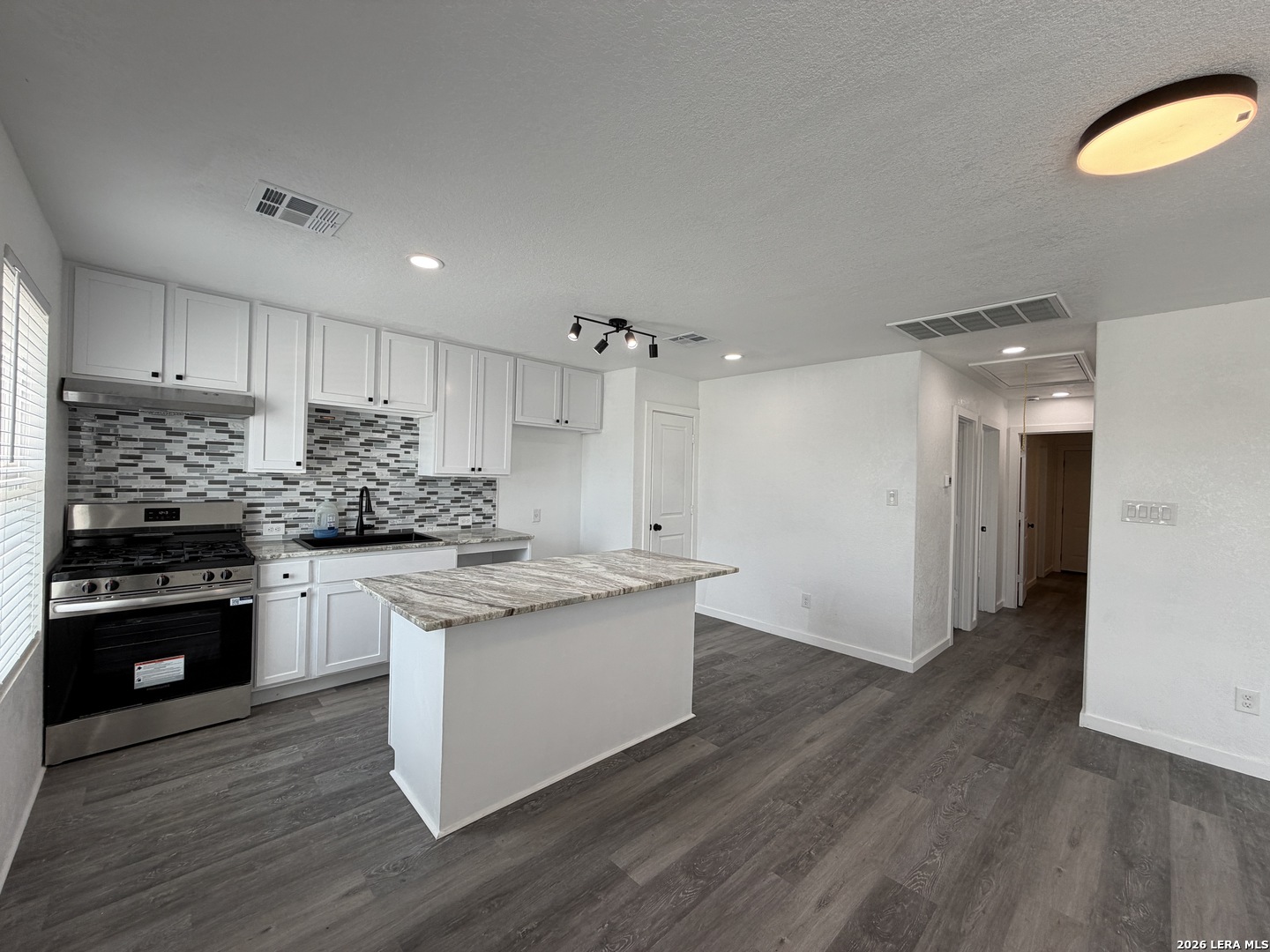 14751 Southton Basin San Antonio TX 78223