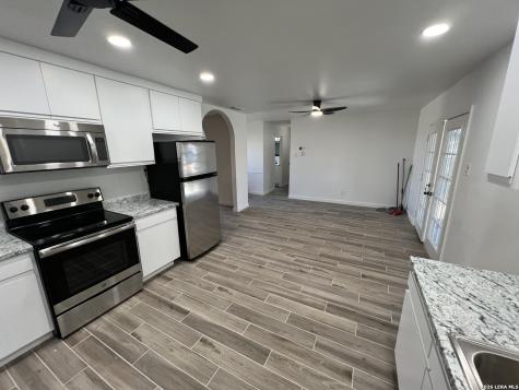 7314 Meadow Breeze San Antonio TX 78227