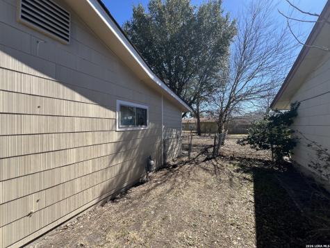 7314 Meadow Breeze San Antonio TX 78227