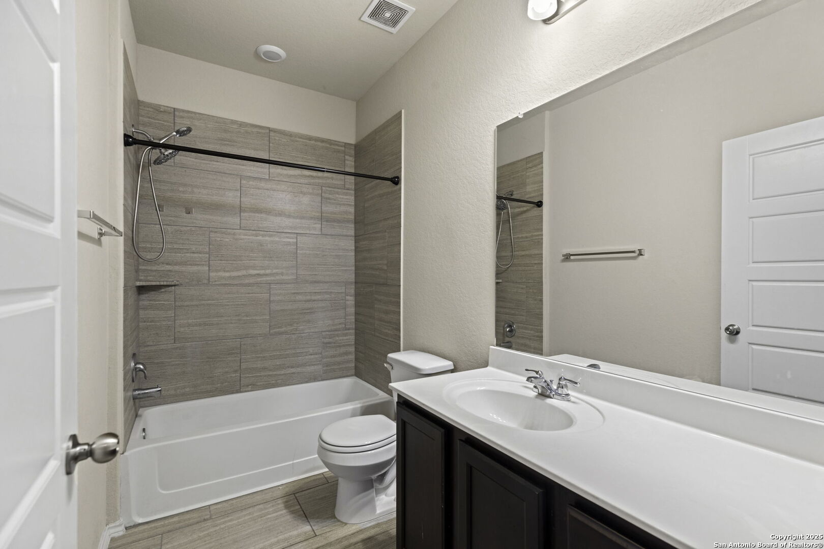 161 Sambar Main Schertz TX 78108