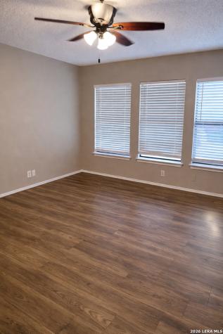 9727 Green Plain Drive San Antonio TX 78245