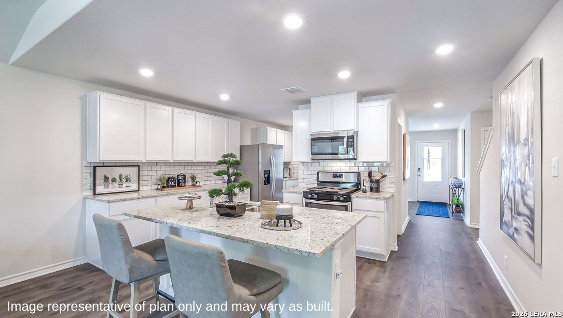 118 Ivy Way Mico TX 78056