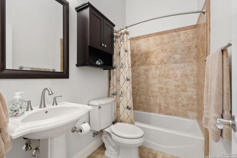2956 Rio Cordillera Boerne TX 78006
