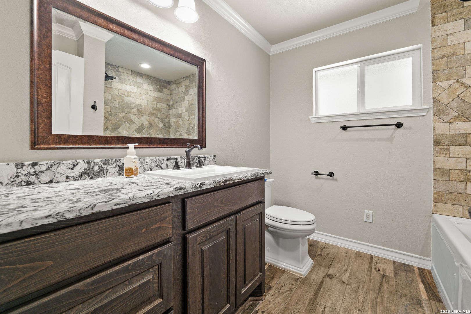225 Cloudmont Windcrest TX 78239