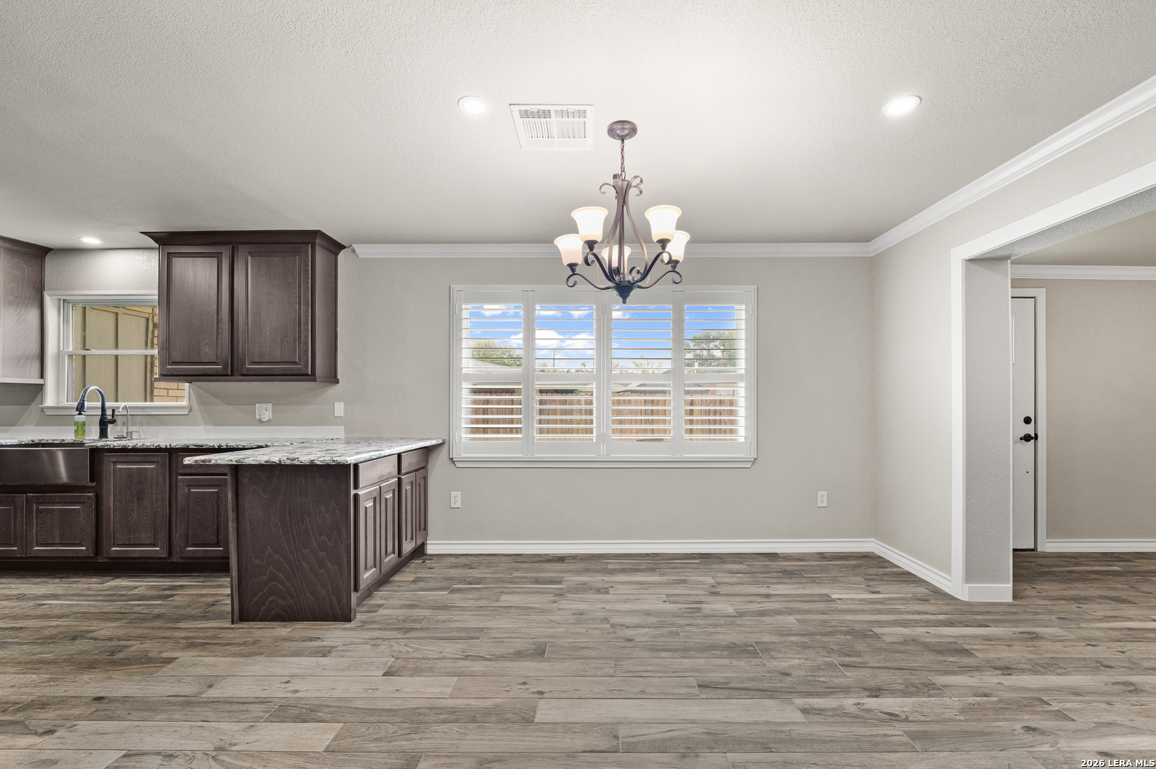225 Cloudmont Windcrest TX 78239