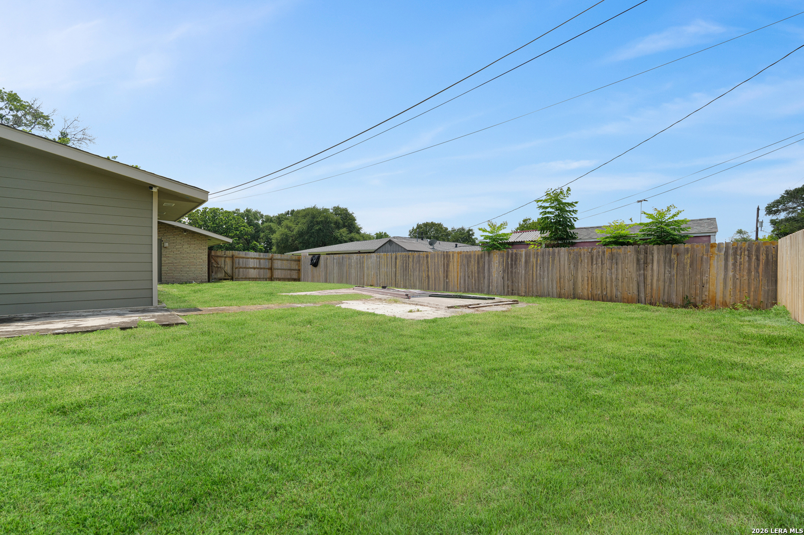 225 Cloudmont Windcrest TX 78239