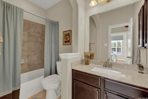 2079 Pecan Bend New Braunfels TX 78130