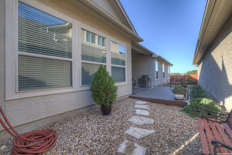 2079 Pecan Bend New Braunfels TX 78130