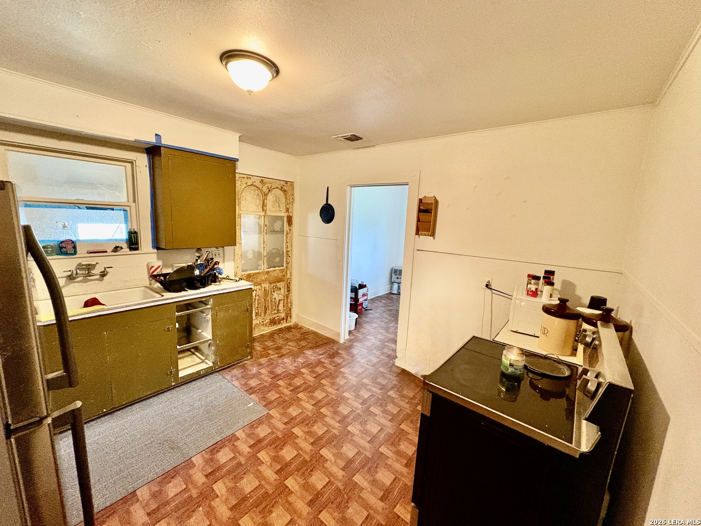 103 S Sweeney Brackettville TX 78832
