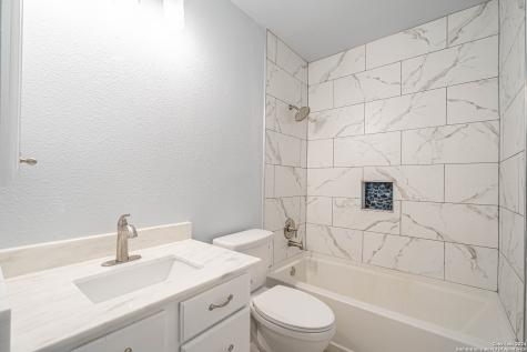 2207 Opal Creek Drive San Antonio TX 78232