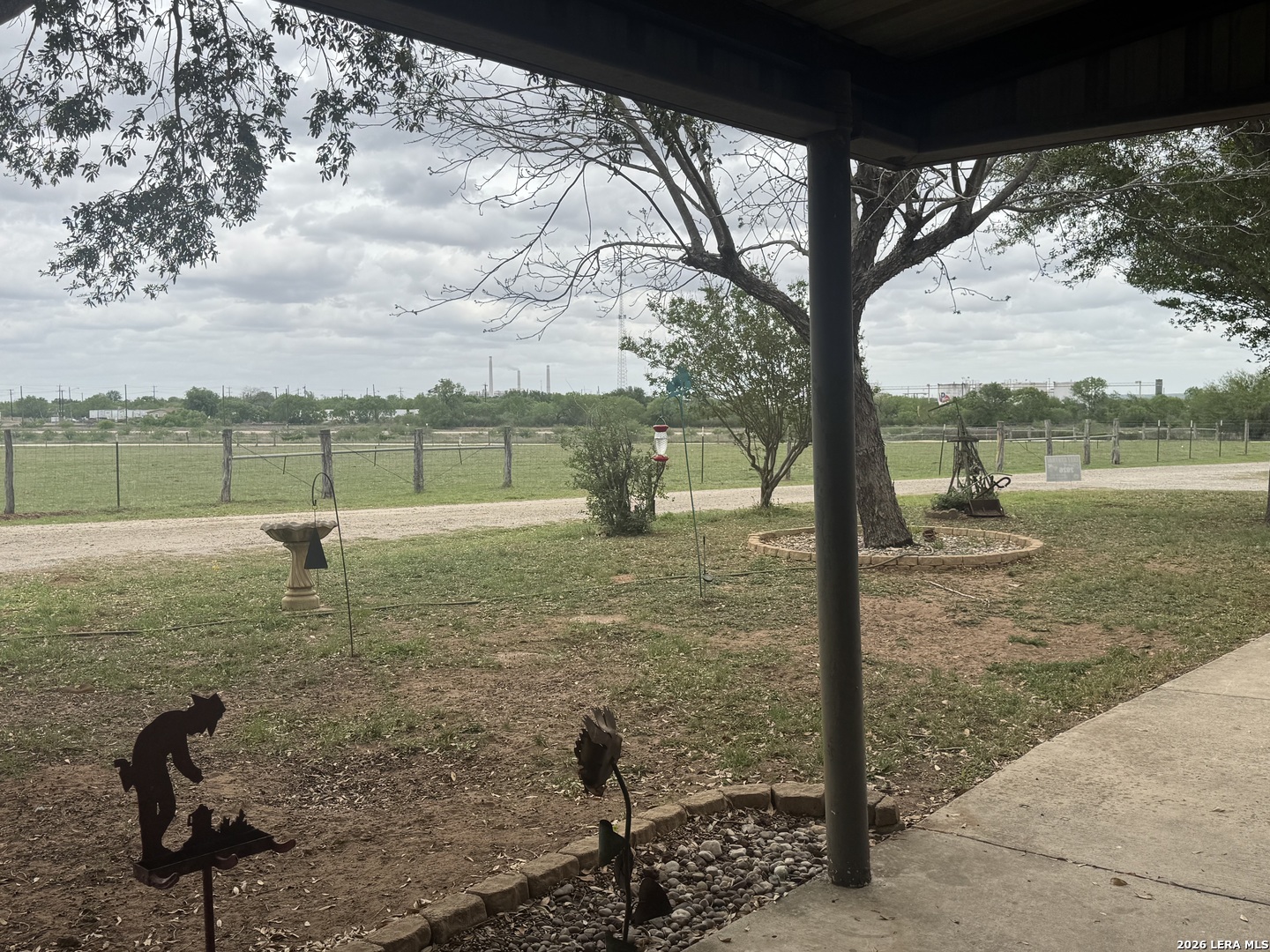 7084 Richter Elmendorf TX 78112