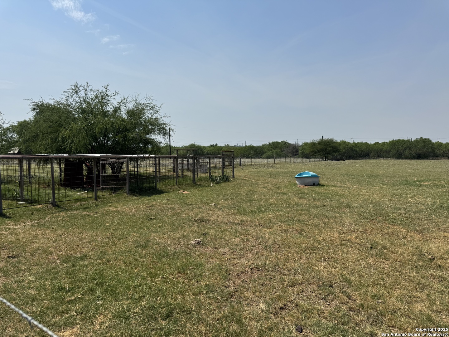 7084 Richter Elmendorf TX 78112