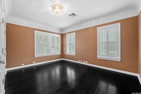 131 Park Hill Drive San Antonio TX 78212