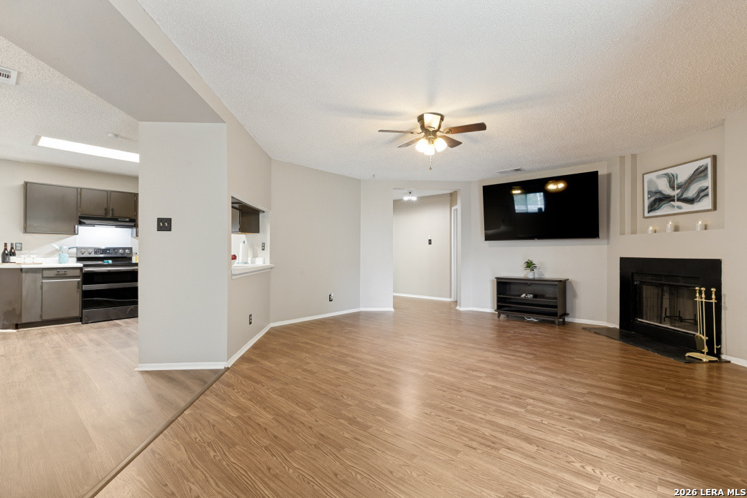 6402 Beech Trail Converse TX 78109