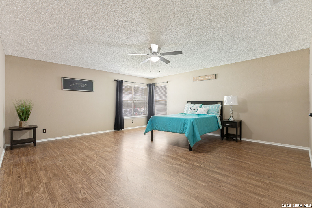 6402 Beech Trail Converse TX 78109