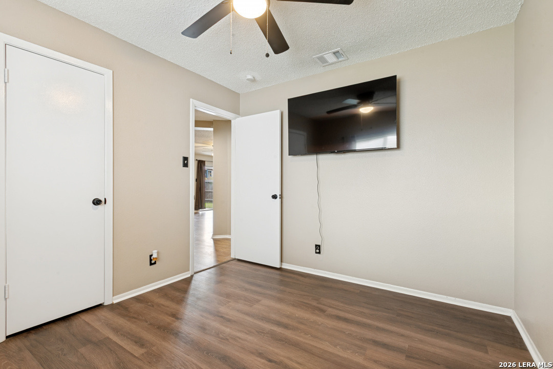 6402 Beech Trail Converse TX 78109