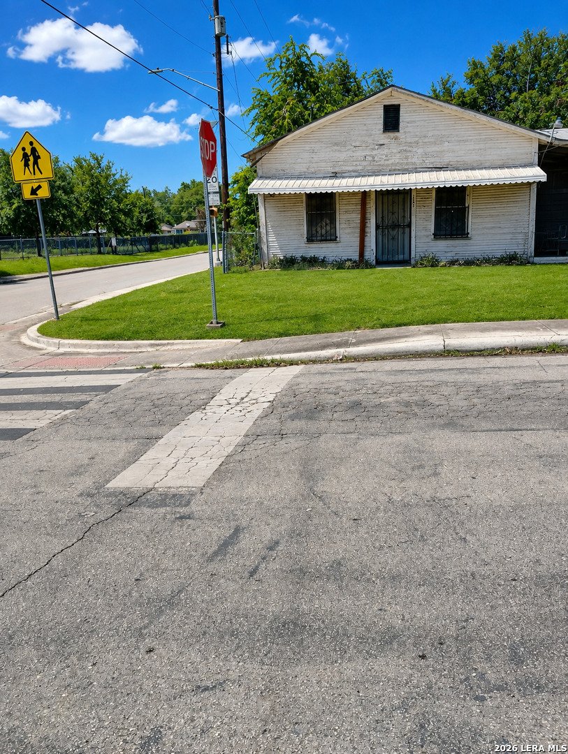 1155 Morales Street San Antonio TX 78207