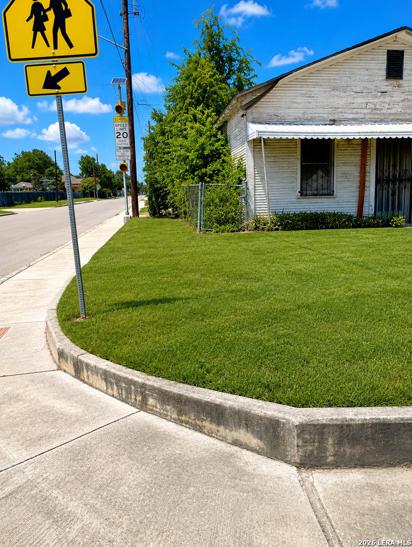 1155 Morales Street San Antonio TX 78207