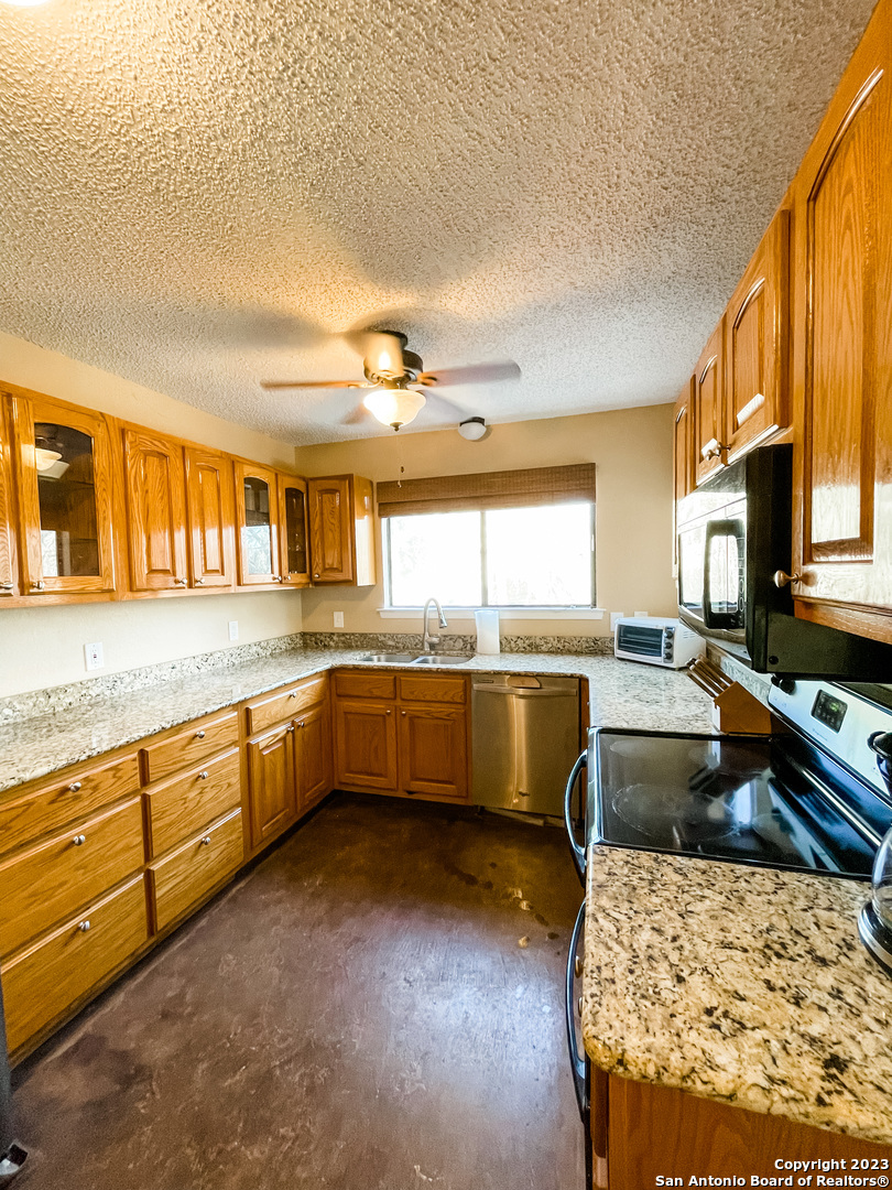 1078 Via Chaca Brackettville TX 78832