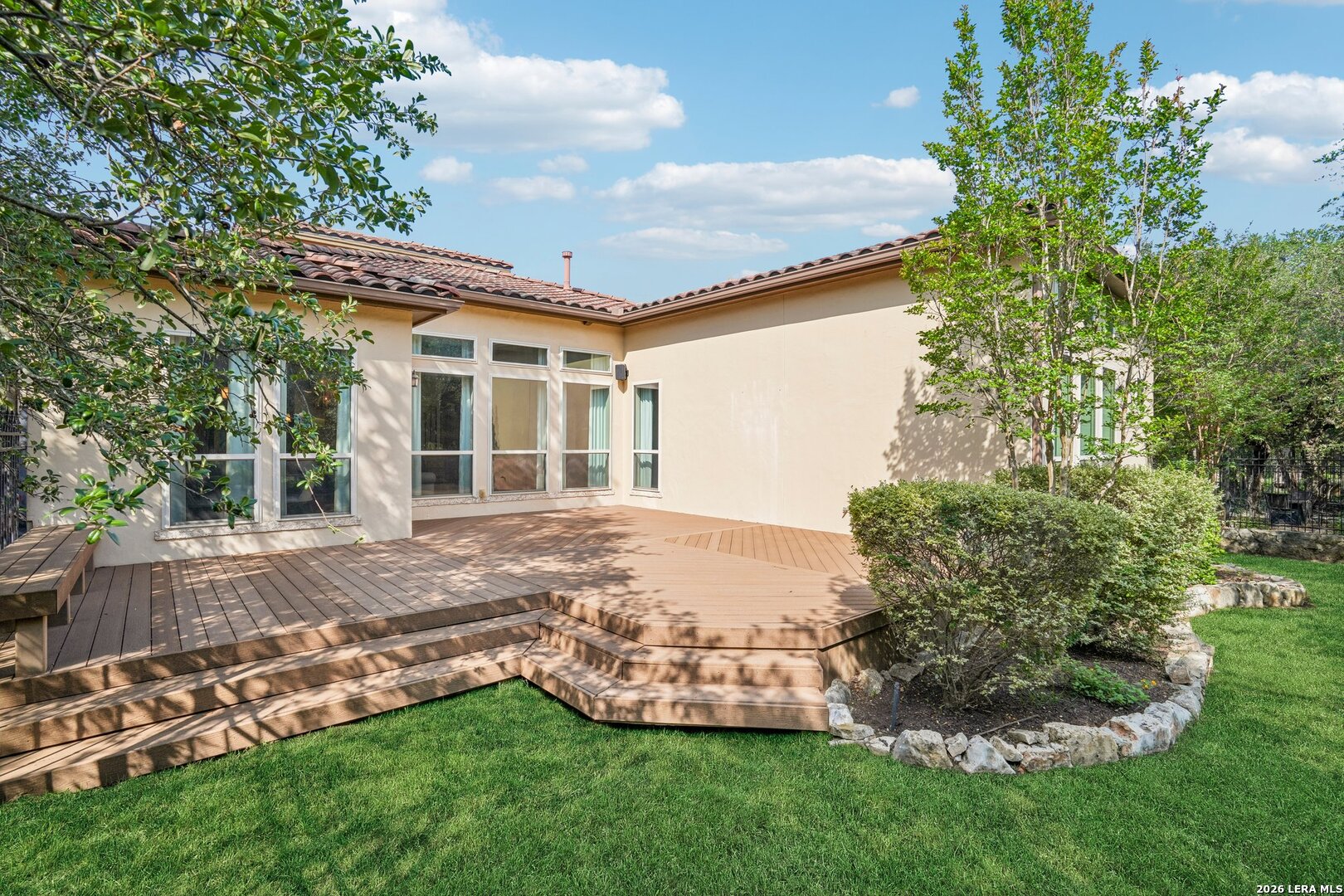 22715 Colibries San Antonio TX 78261