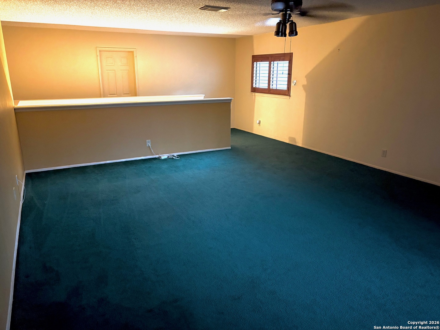 7501 Avery Live Oak TX 78233