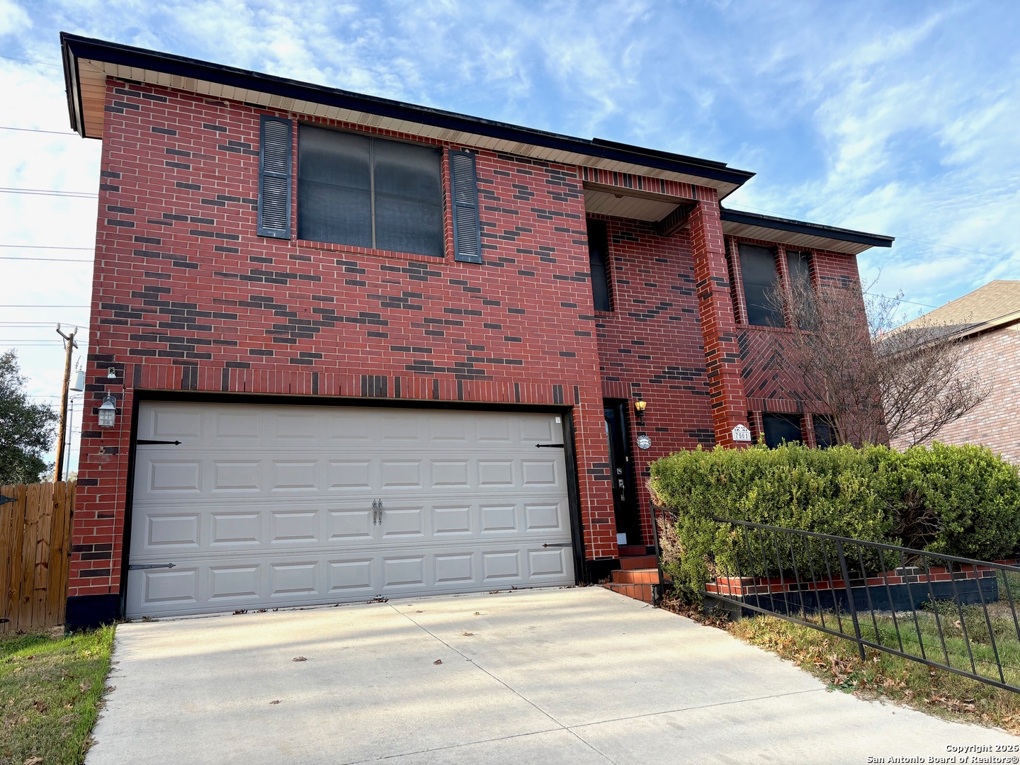 7501 Avery Live Oak TX 78233