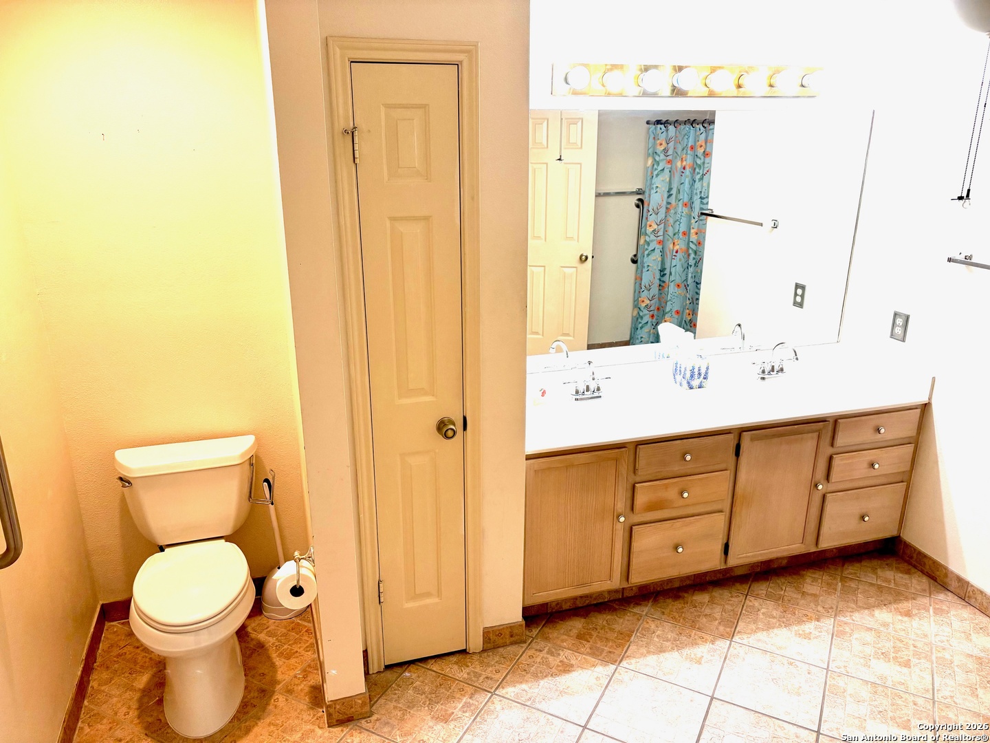 7501 Avery Live Oak TX 78233