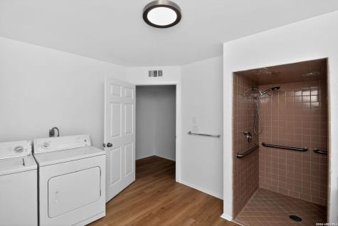 404 Hugo Kerrville TX 78028