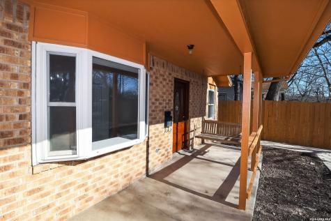 404 Hugo Kerrville TX 78028