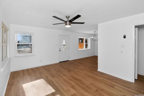 404 Hugo Kerrville TX 78028