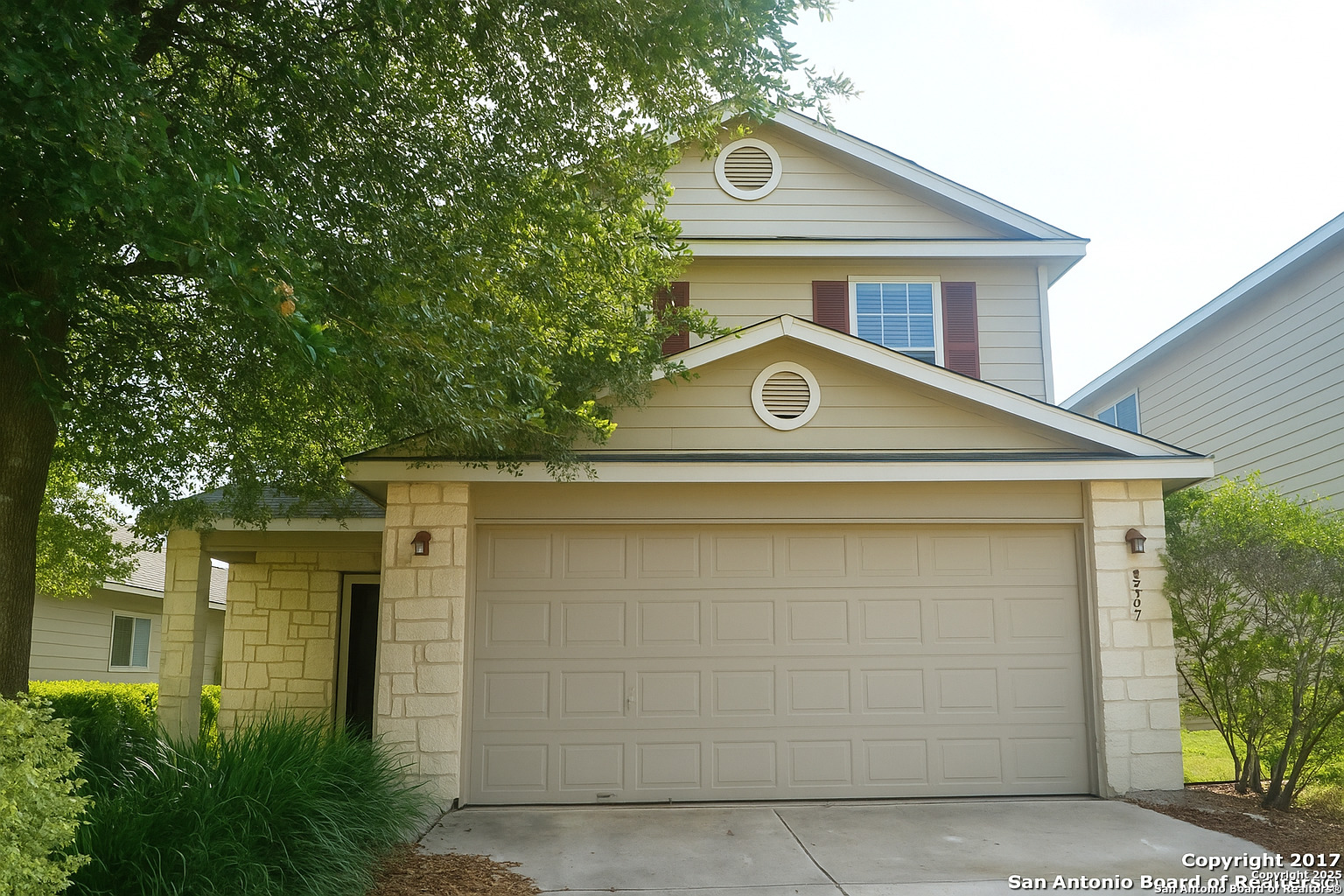 327 Cedron Chase San Antonio TX 78253