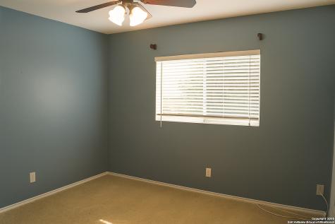 327 Cedron Chase San Antonio TX 78253