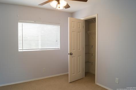 327 Cedron Chase San Antonio TX 78253